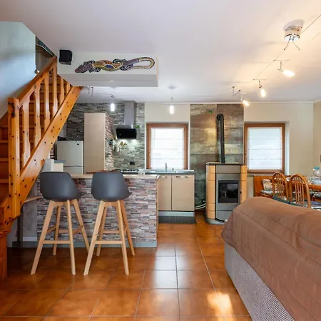 Le Nid D'alessandro By Interhome بيت للعطل *